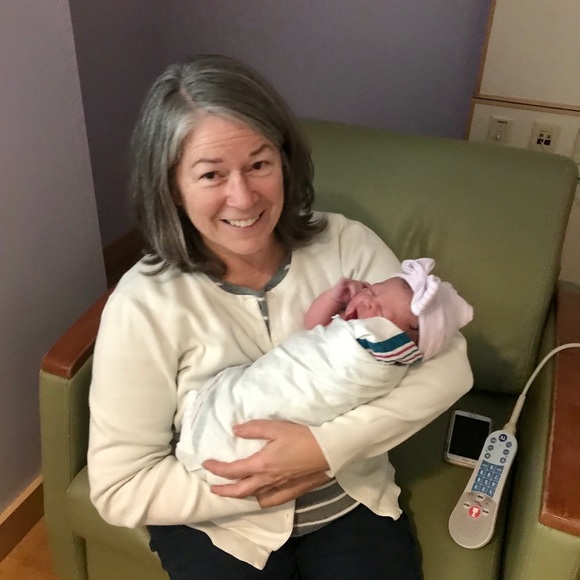 Meet your Posher, Deborah - Picture 6 of 7